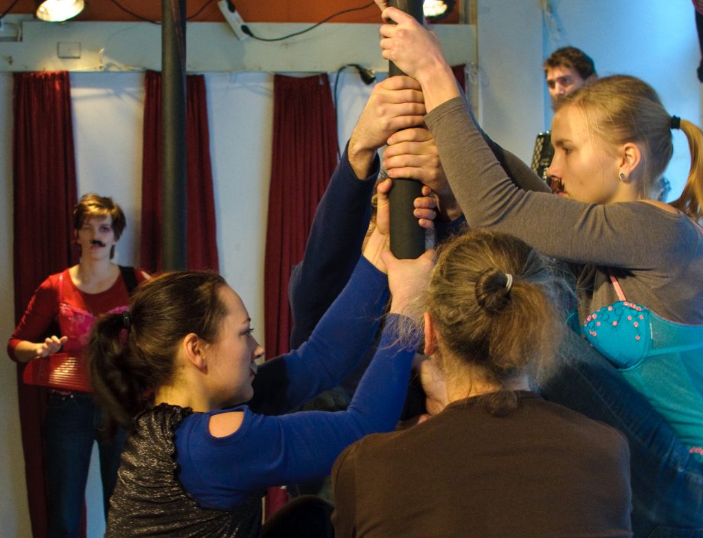 Kuvassa: Soile Kyyriäinen, Lotta Roukala, Janne Moilanen, Eero Virtanen, Noora Pasanen, Pekka HuttunenKuvaaja, photographer: Jarmo Lahtinen